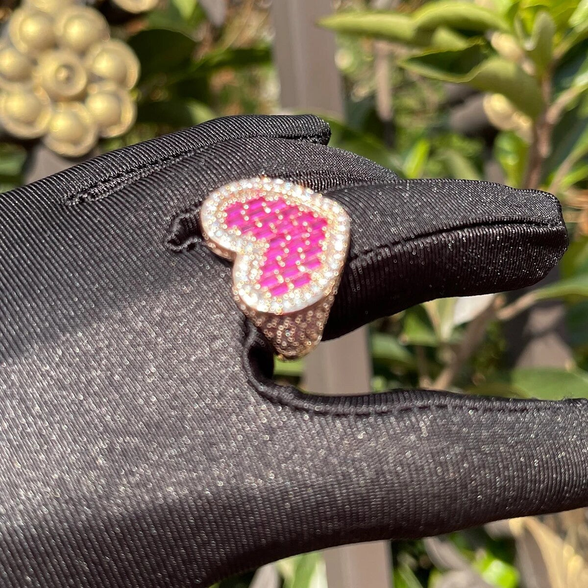 ''GLOSSY PINK'' GOUDEN RING