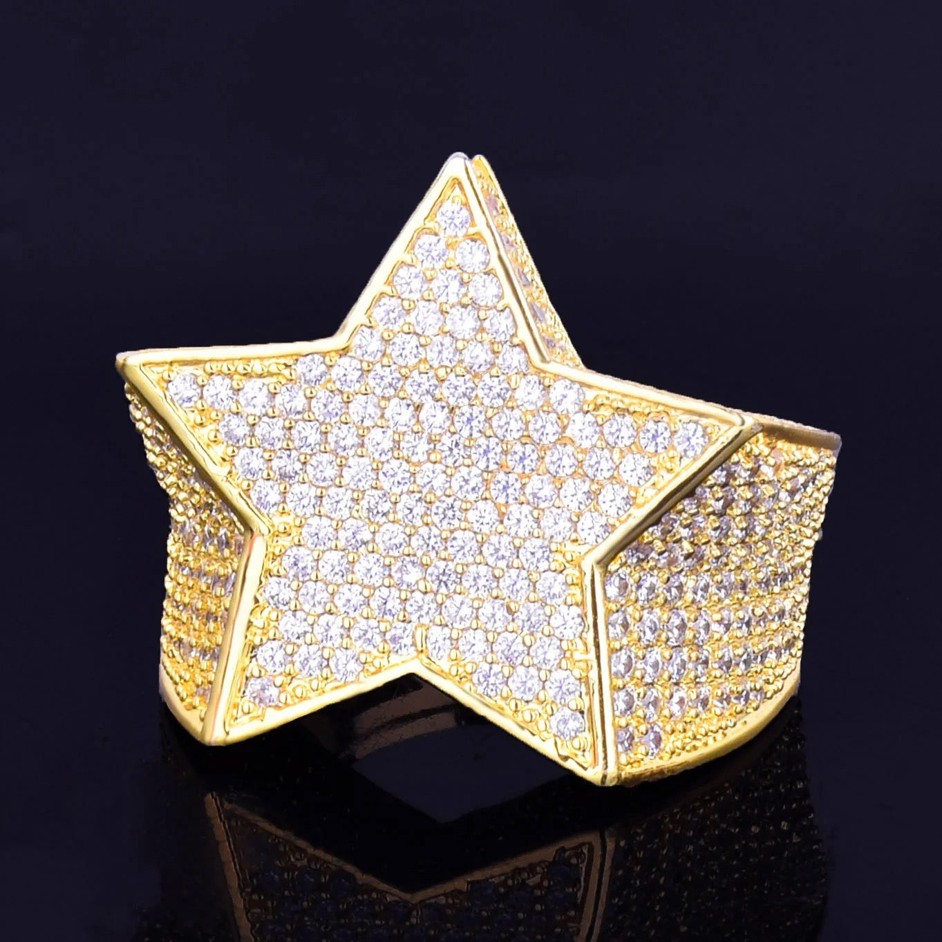 ''STAR'' GOUDEN RING