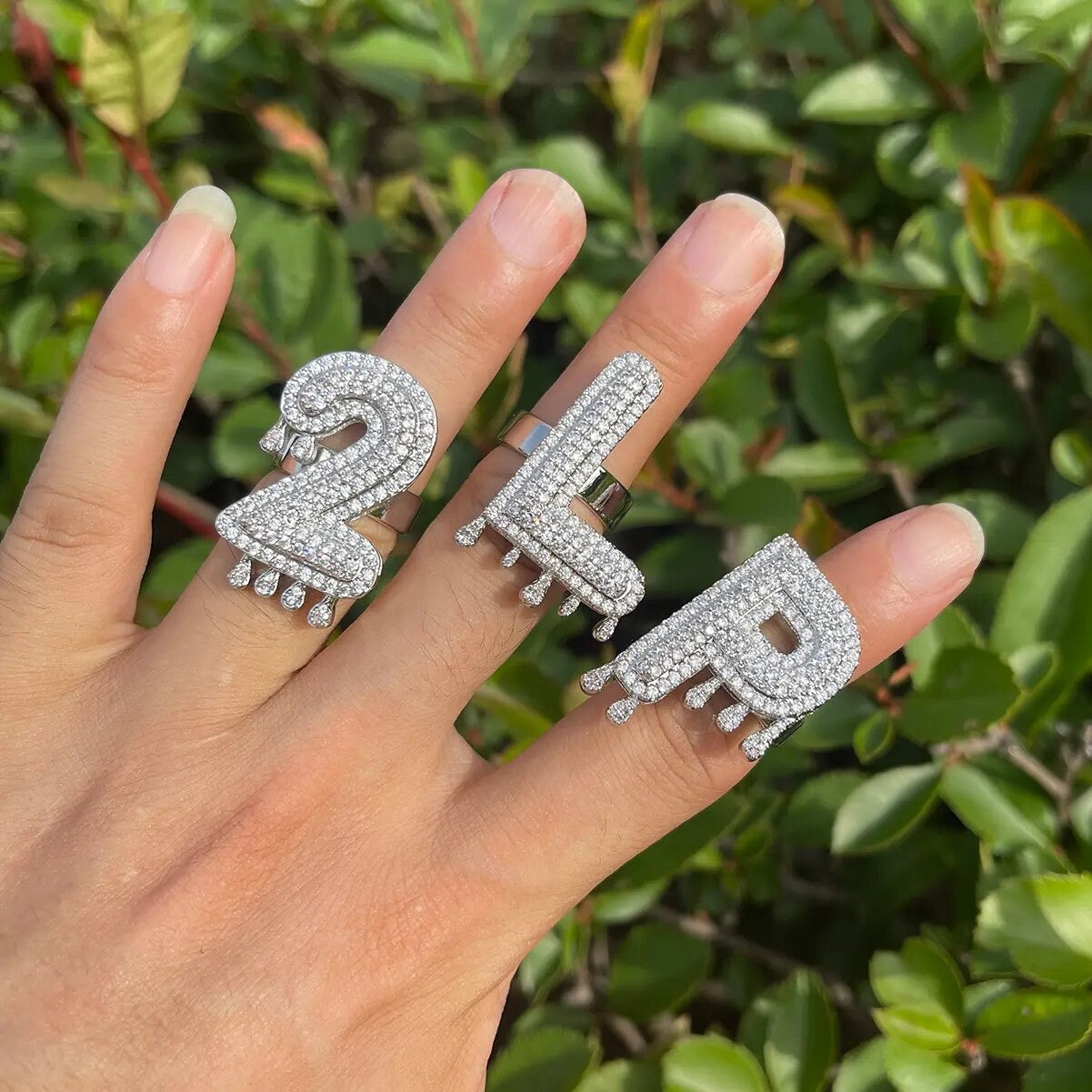 ''PRONG'' ZILVEREN RING