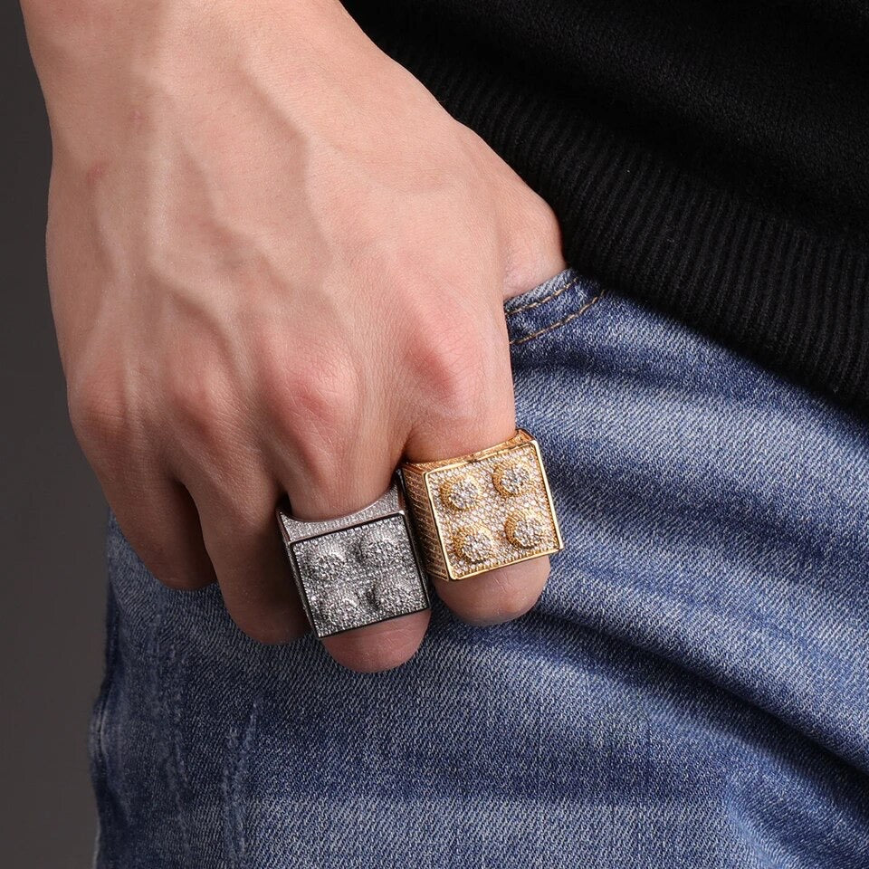 ''BLOK'' ZILVEREN RING