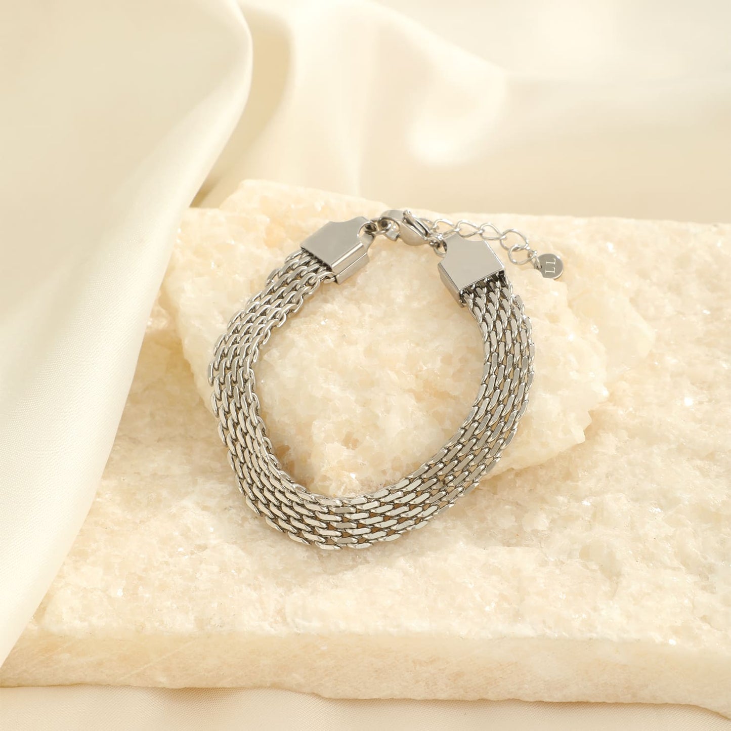 ''VISGRAAT'' ZILVEREN ARMBAND