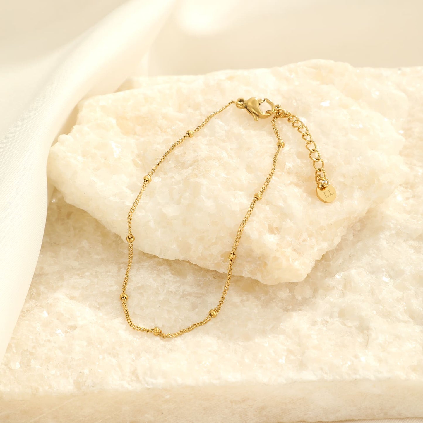 ''BOLLETJES'' GOUDEN ARMBAND