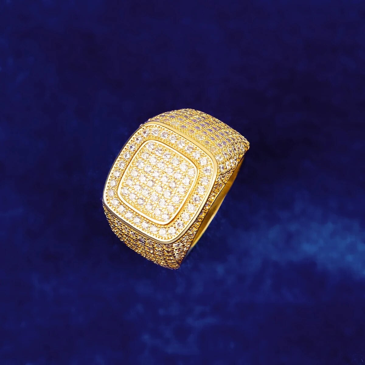 ''HEXAGON'' GOUDEN RING