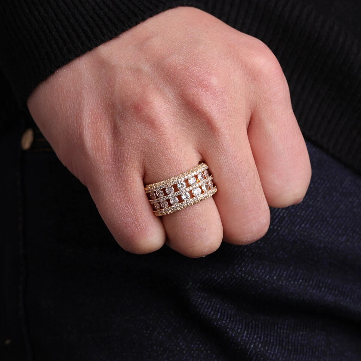 ''USLY'' GOUDEN RING