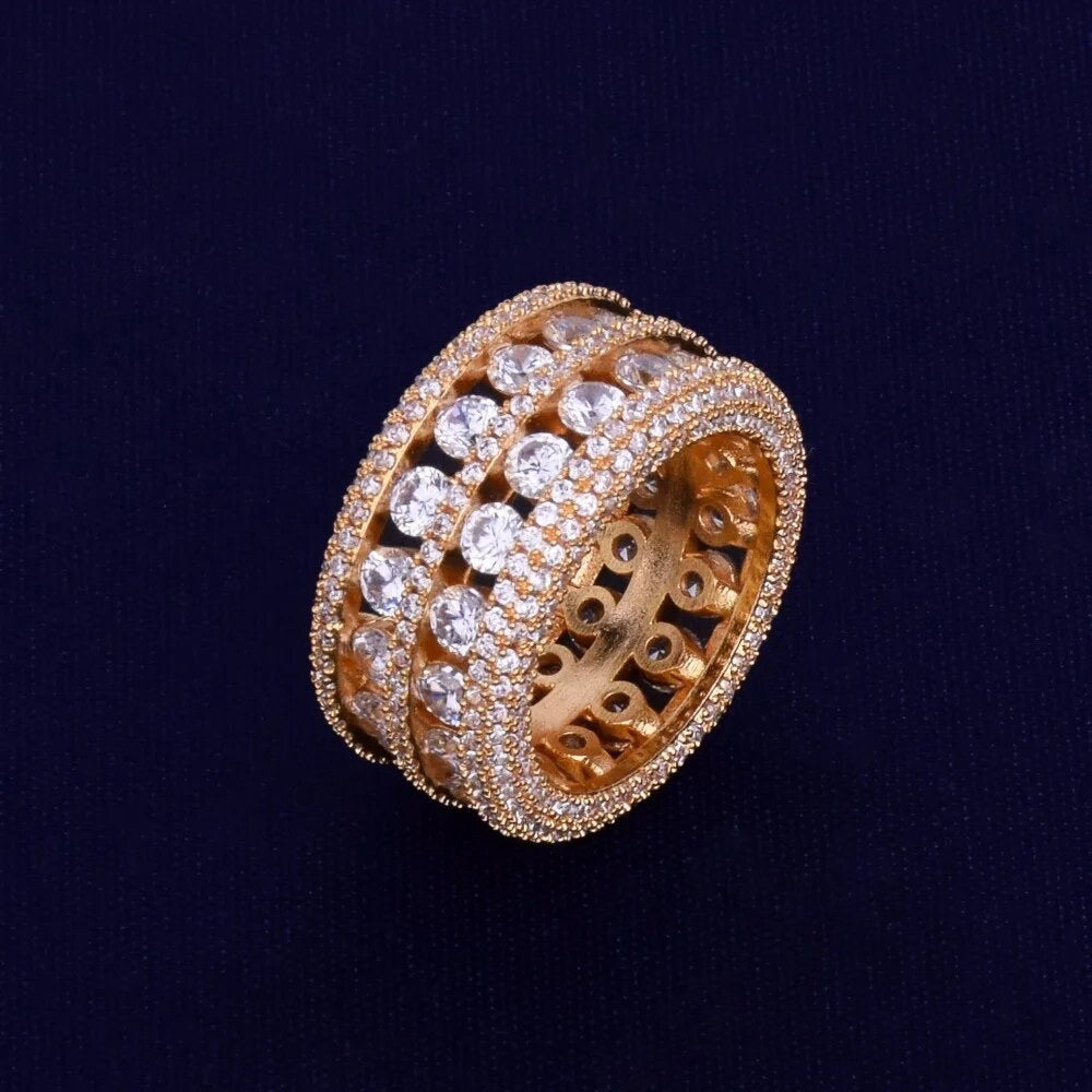 ''USLY'' GOUDEN RING