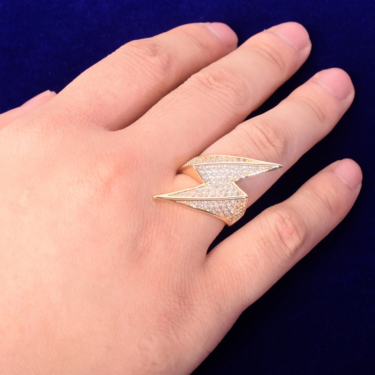 ''LIGHTNING'' GOUDEN RING