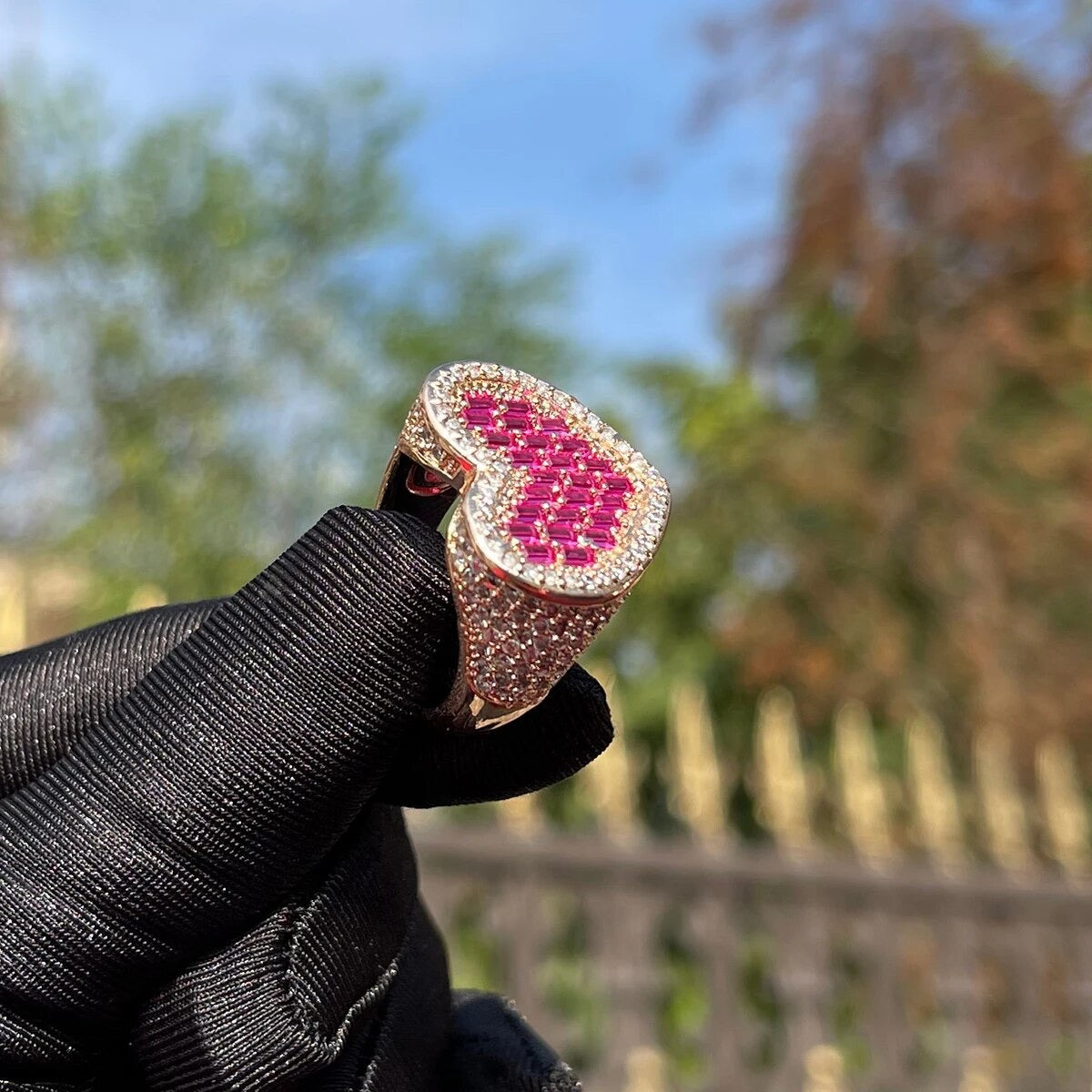 ''GLOSSY PINK'' GOUDEN RING