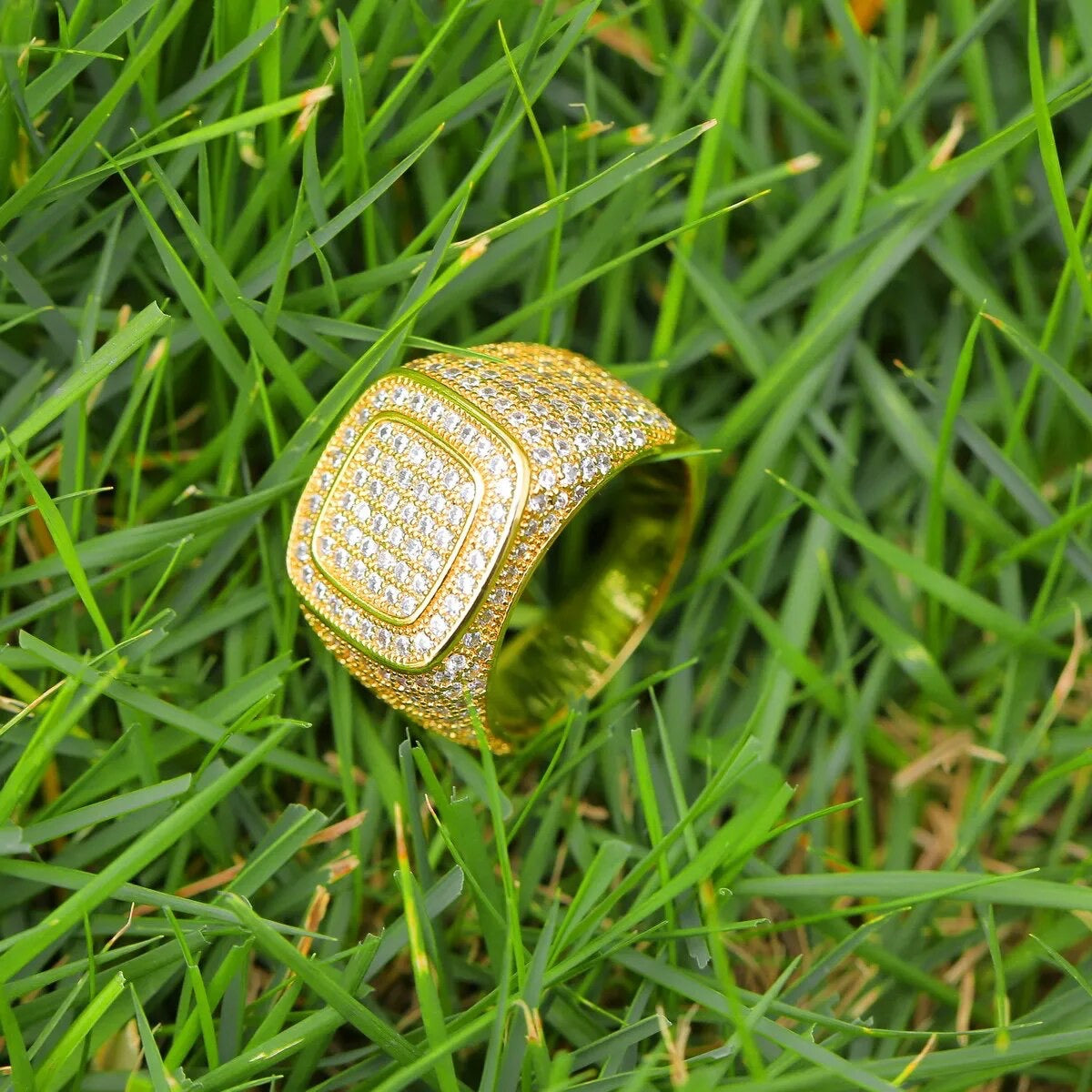 ''HEXAGON'' GOUDEN RING
