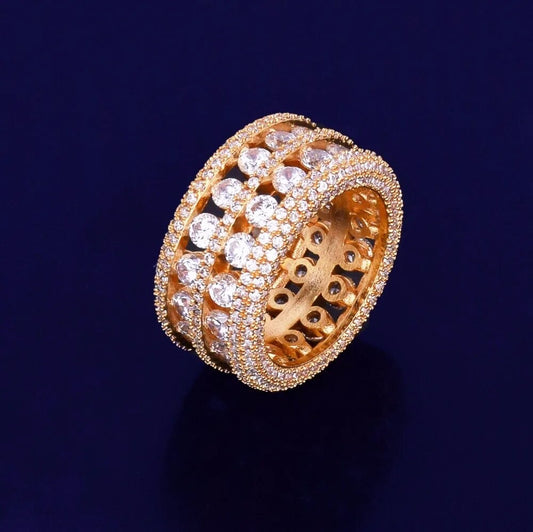 ''USLY'' GOUDEN RING