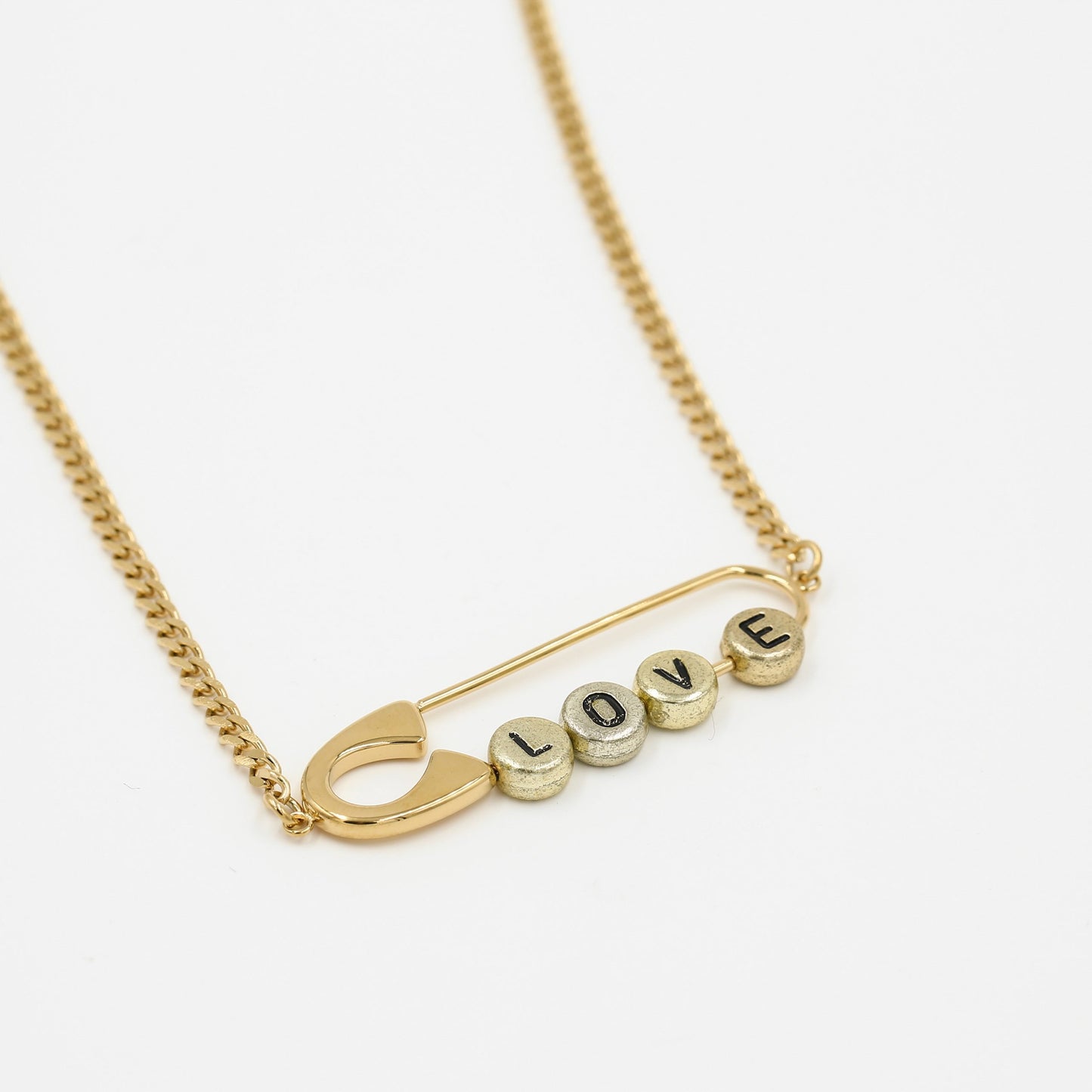 "SAFETYPIN " GOUDEN KETTING