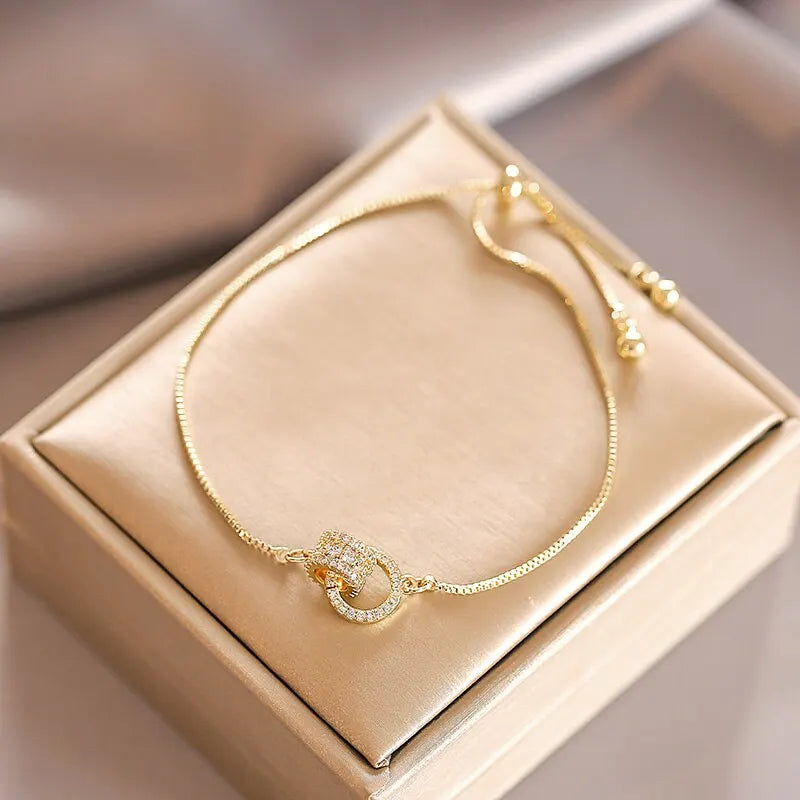 ''ENDLESS" GOUDEN ARMBAND